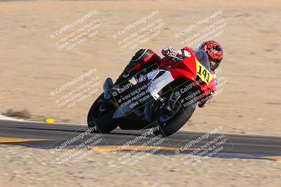 media/Dec-10-2023-SoCal Trackdays (Sun) [[0ce70f5433]]/Turn 12 (2pm)/